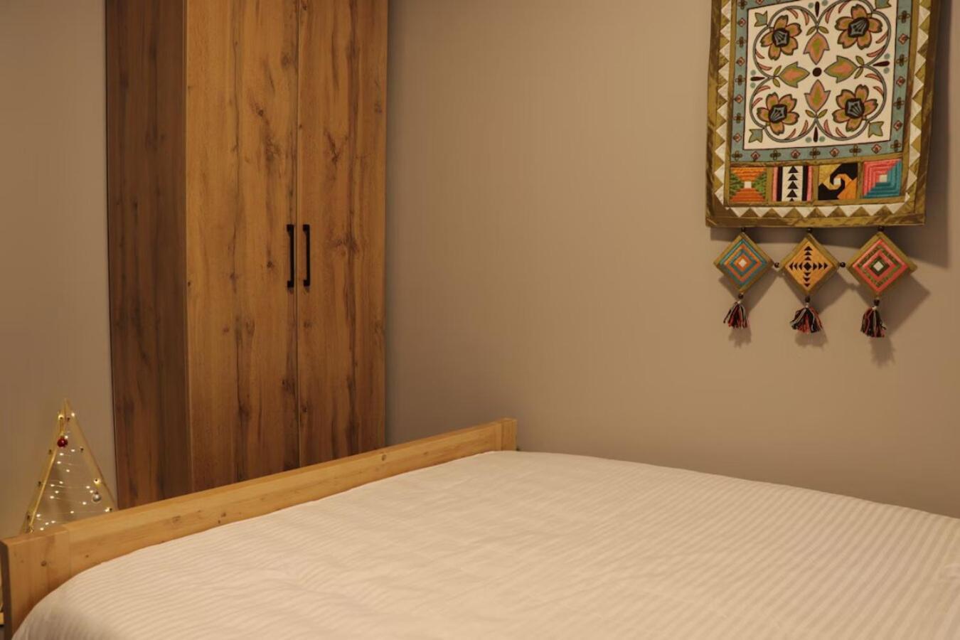 Salamat Hotel Bishkek Ngoại thất bức ảnh
