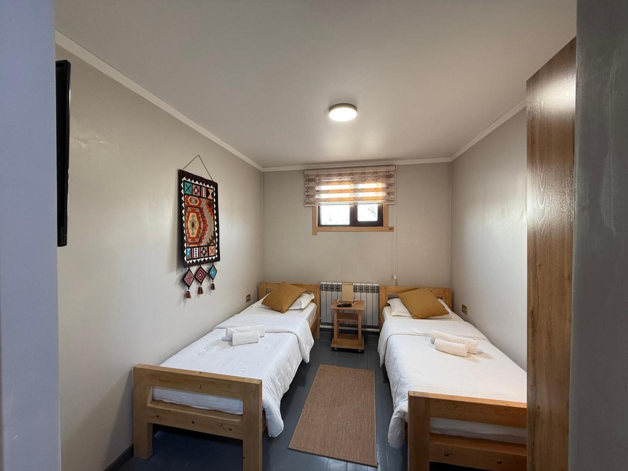 Salamat Hotel Bishkek Ngoại thất bức ảnh